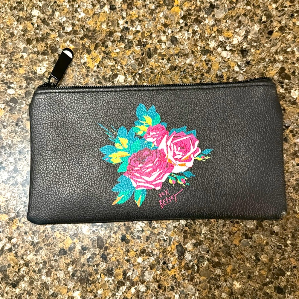 NEW small cosmetics bag